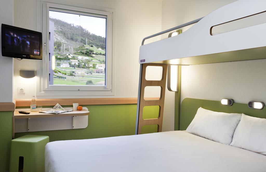 Ibis Budget Madrid Alcala De Henares La Dehesa Екстер'єр фото