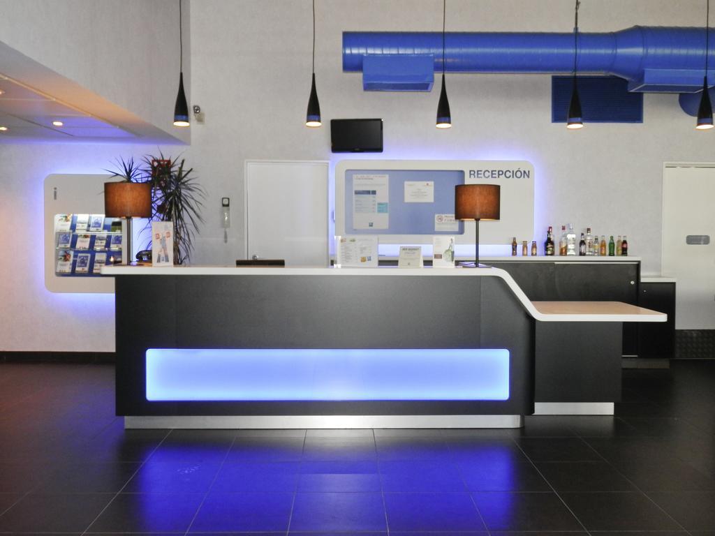 Ibis Budget Madrid Alcala De Henares La Dehesa Екстер'єр фото